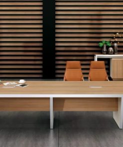 طاولات الاجتماعات